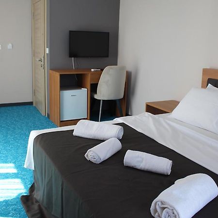 Silver Continent Hostel Silivri Exterior photo